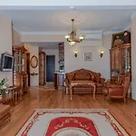 Aristocratic Sofia Studio Apartment Next To Cathedral By Flat Mаnager